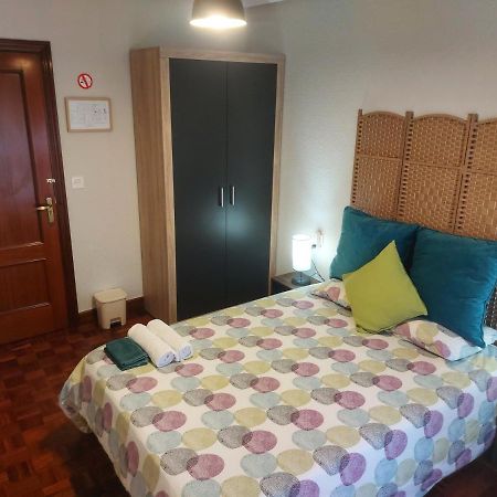 בילבאו Se Alquilan 3 Habitaciones Privadas מראה חיצוני תמונה